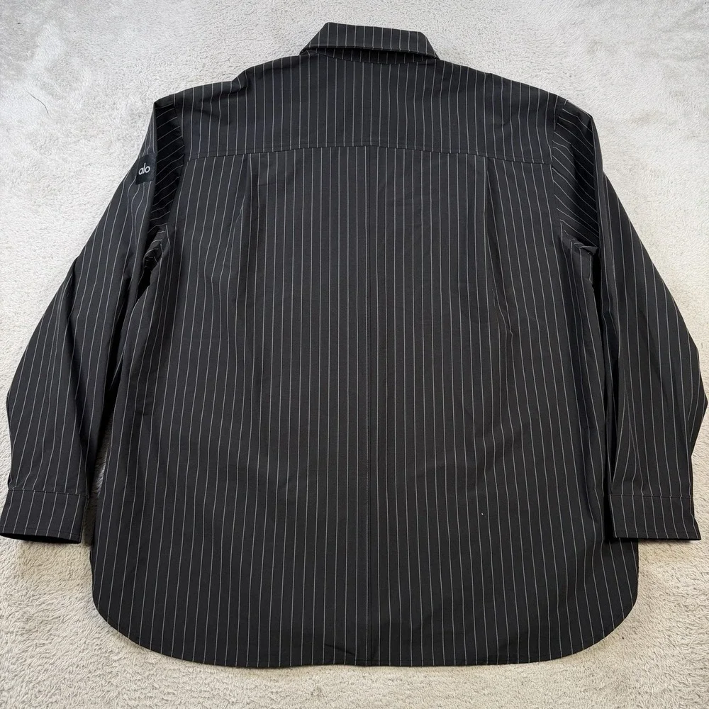 ALO Yoga Shirt Womens Medium Black Pinstripe Daylight Button Down Long Sleeve